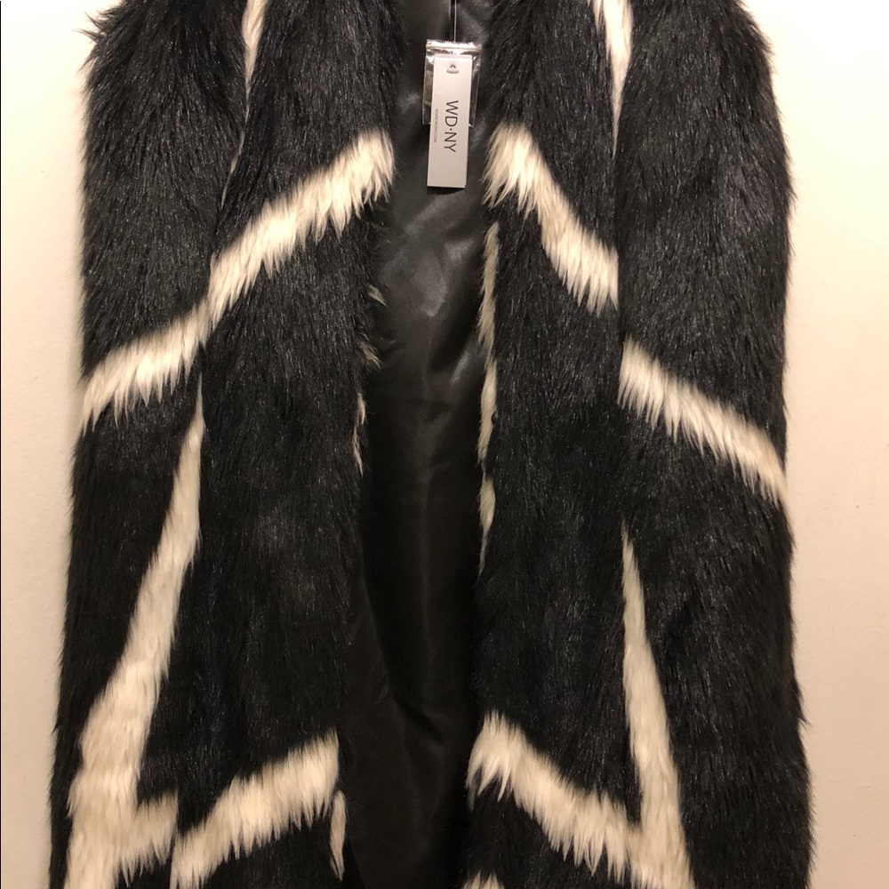 Faux Fur Sleeveless Duster!